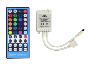 Kontroler, sterownik IR do taśmy RGBW 40 przycisków. Moc 72W